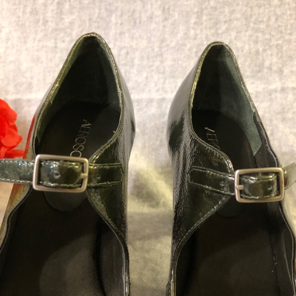 NWOT - Forest Green Patent Open Toe Buckled Pumps - Picture 7 of 16